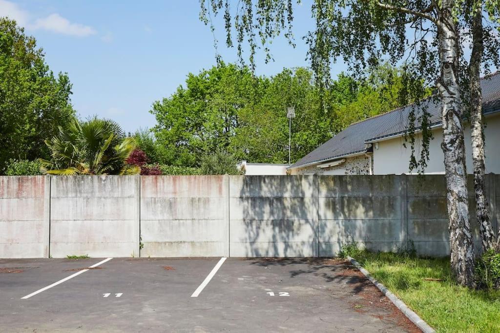 New-York New-York : Fibre Wifi/Linge/Parking Apartment Chateaubriant Bagian luar foto