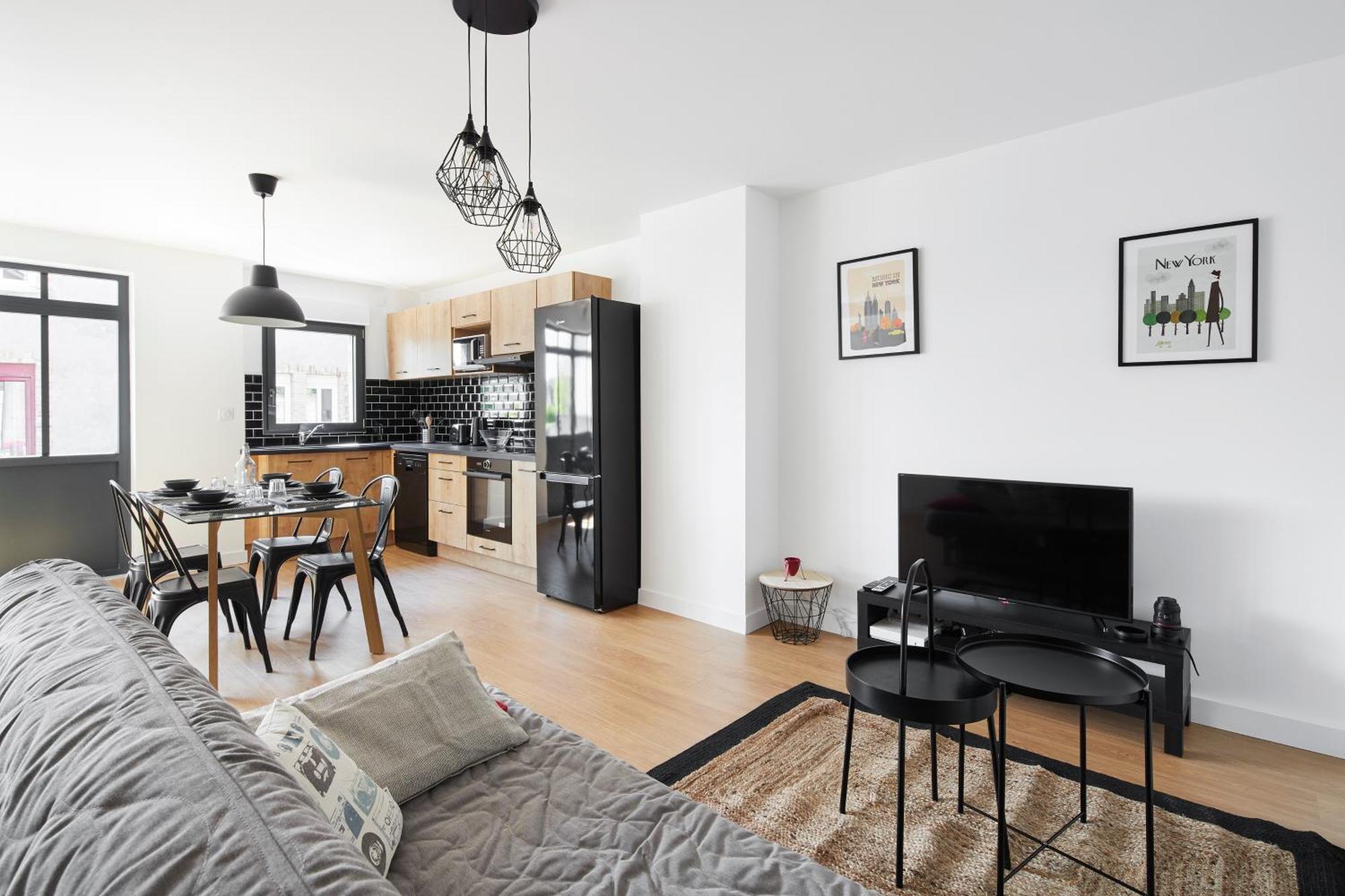 New-York New-York : Fibre Wifi/Linge/Parking Apartment Chateaubriant Bagian luar foto